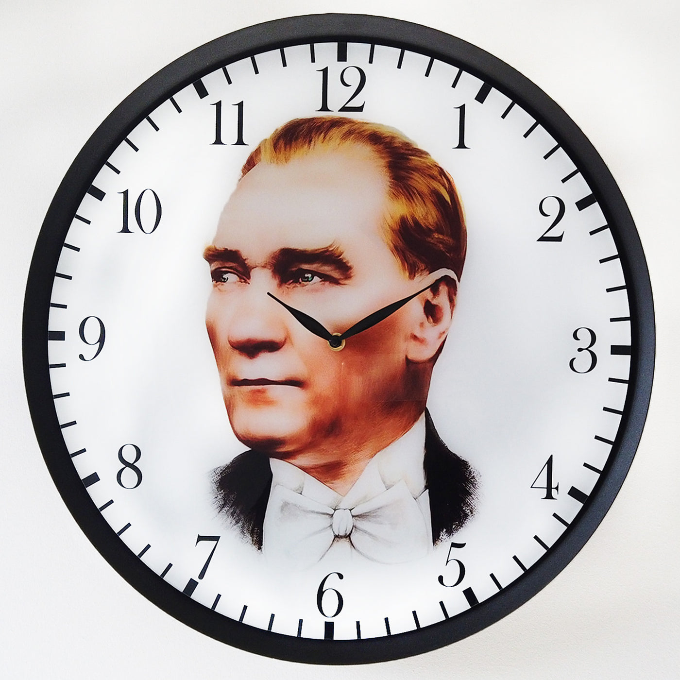 Atatürk Portresi Metal Duvar Saati - APS142