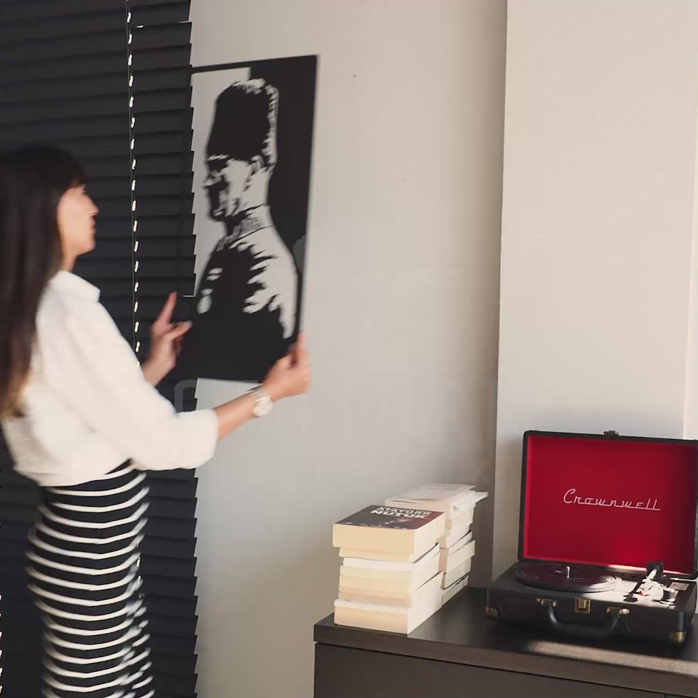 Çerçeveli Atatürk Silüetİ Metal Duvar Tablosu - APT645